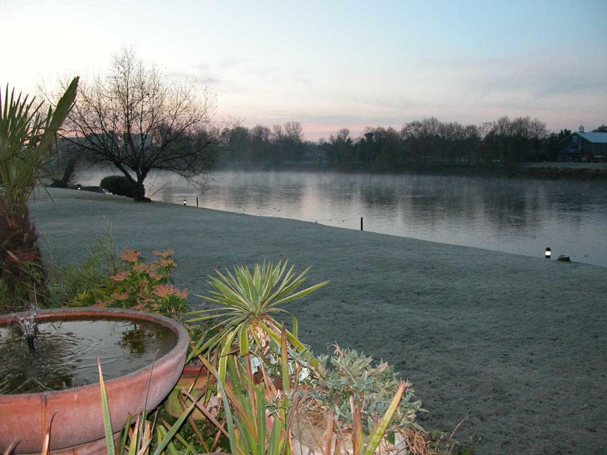 Chiswick Riviera With Free Parking Bed & Breakfast ลอนดอน ภายนอก รูปภาพ